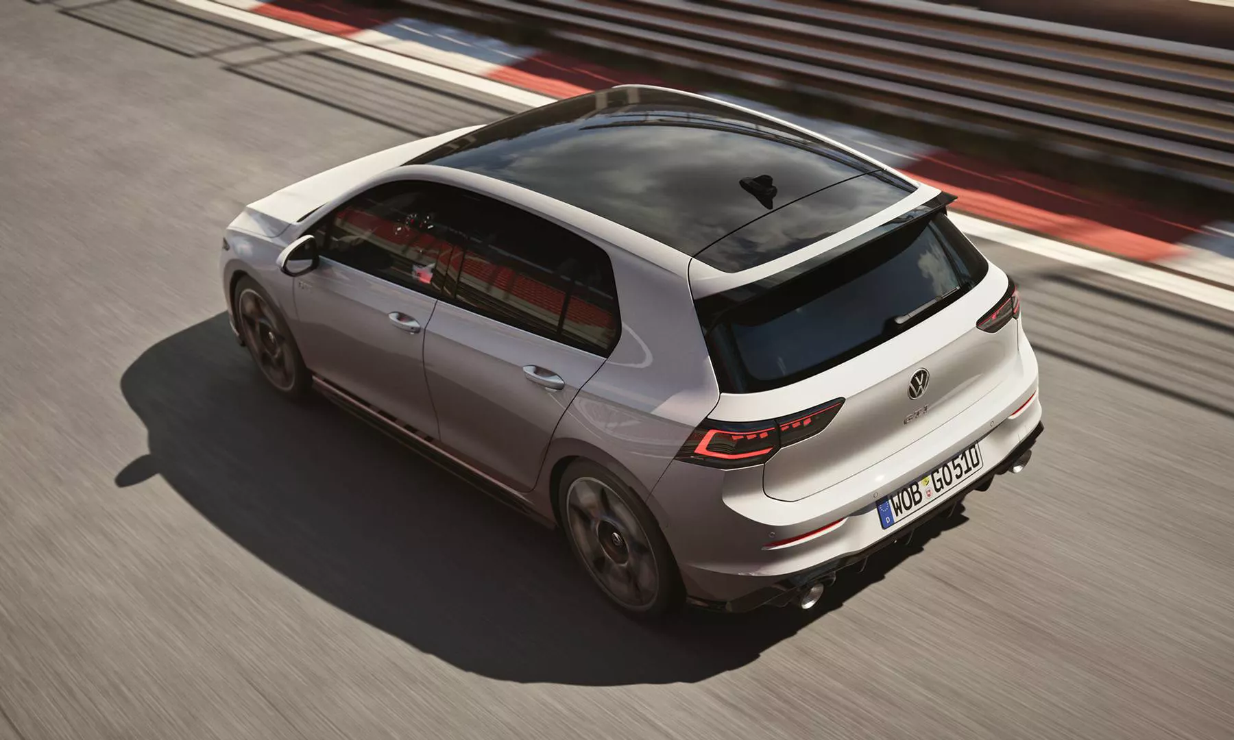 Golf GTI Clubsport Rear Side View