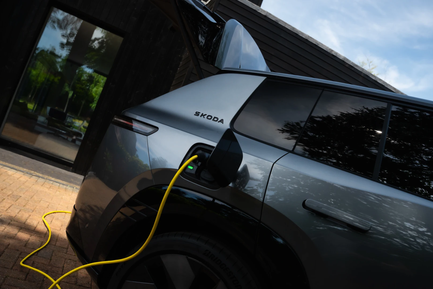 The new all-electric Peaq