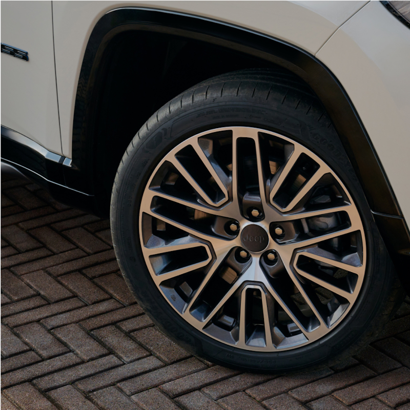 Jeep Compass 4XE