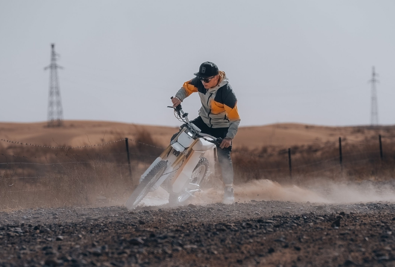 Gowow Ori eBike driving offroad