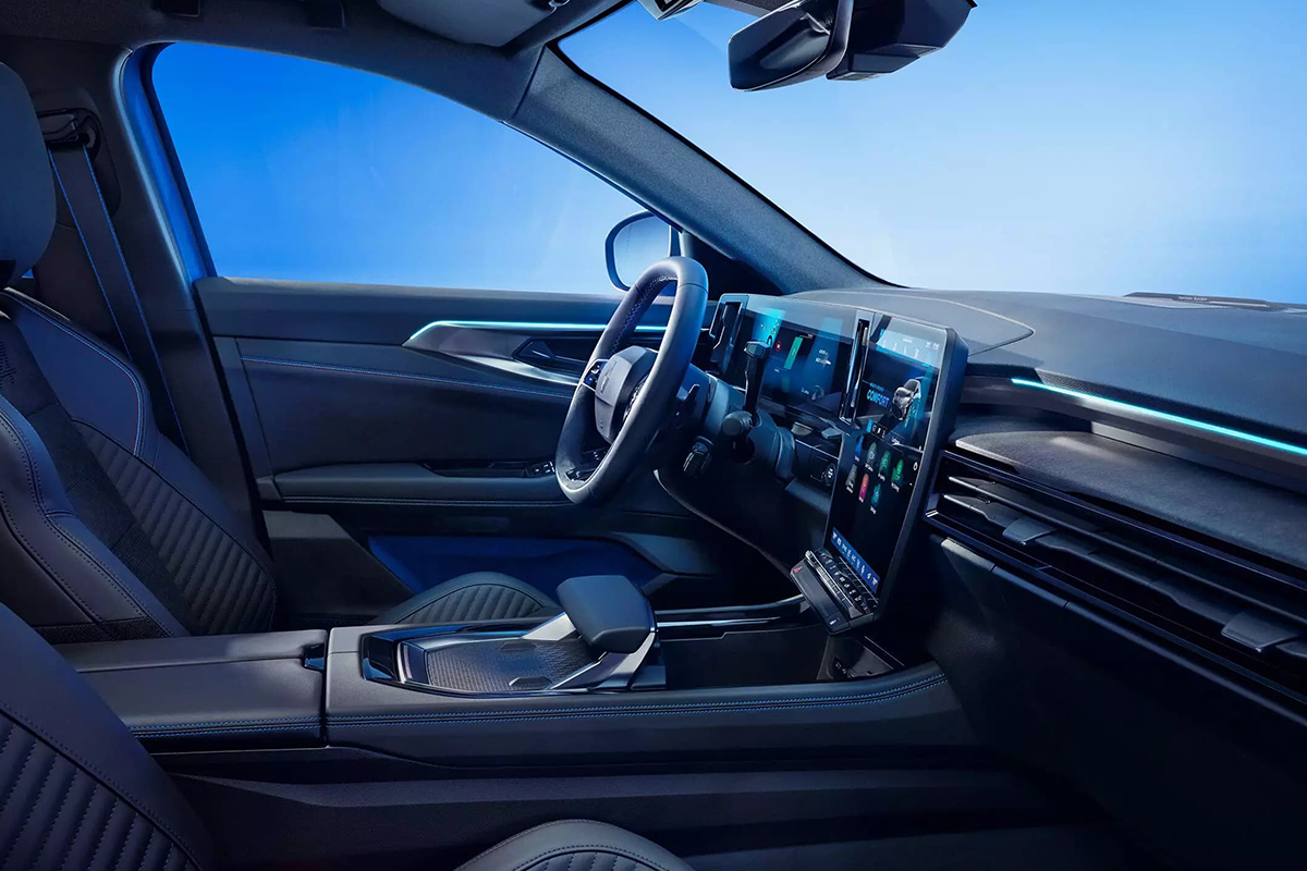Renault Rafale Interior