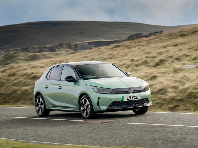 VAUXHALL ON THE PODIUM IN UK NEW VEHICLE MARKET WITH CORSA NAMED UK BEST-SELLER