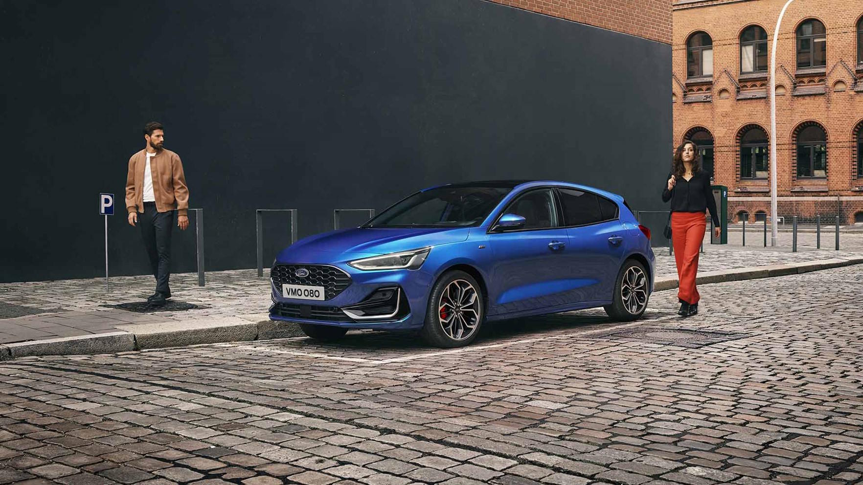 blue ford focus in the streets