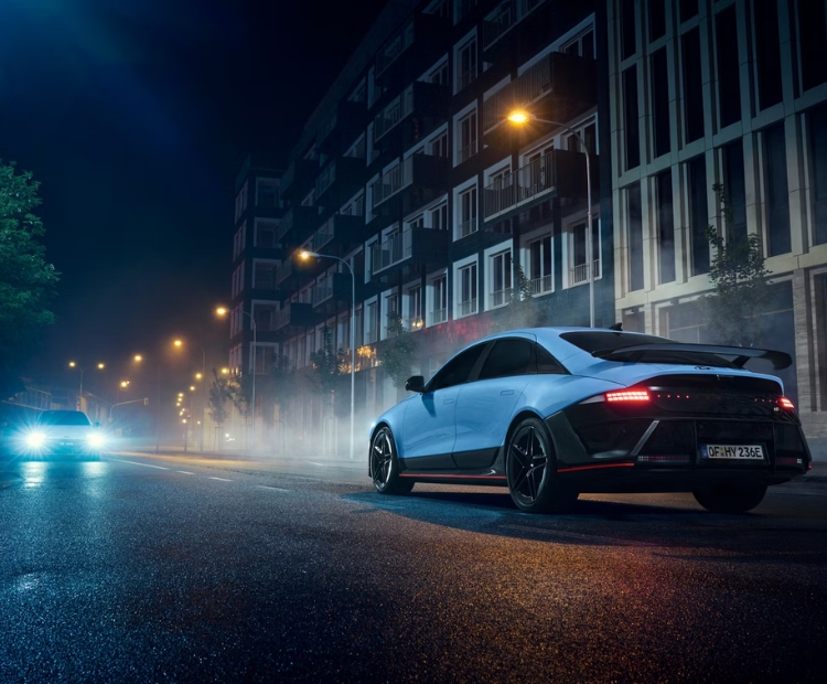 The Hyundai IONIQ 6 N gallery image 1