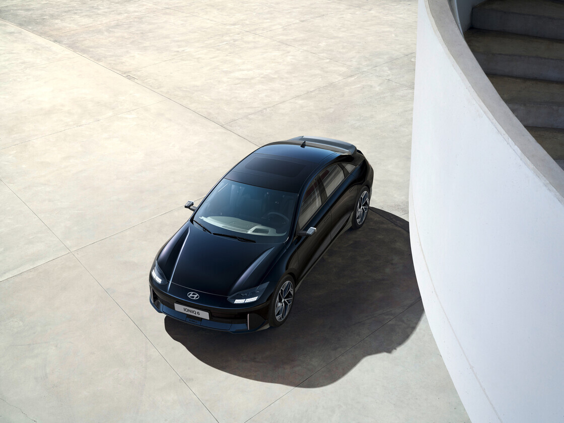 IONIQ 6