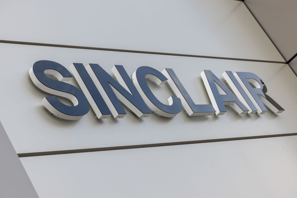 Sinclair written on wall