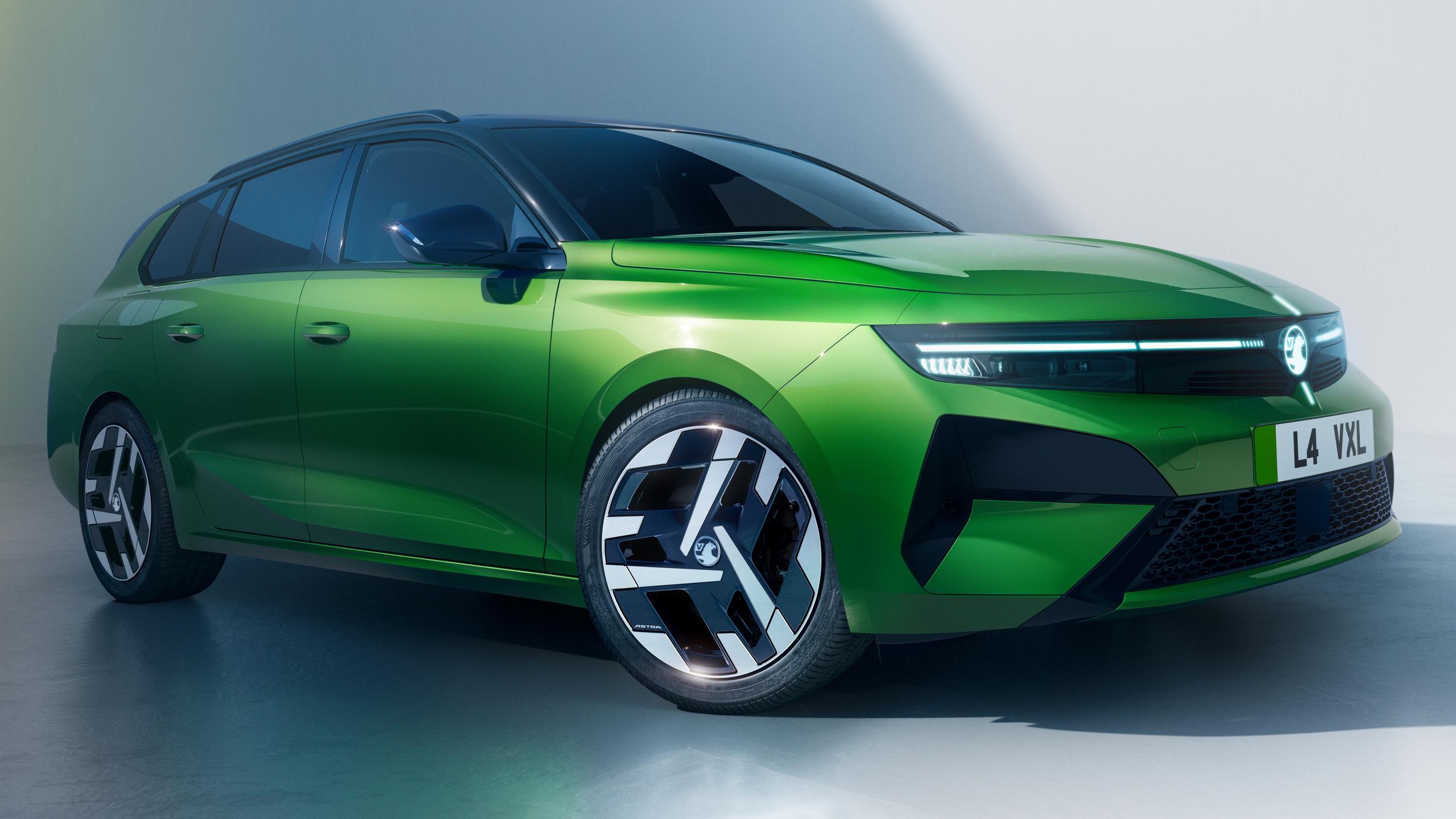 NEW Astra Sports Tourer 