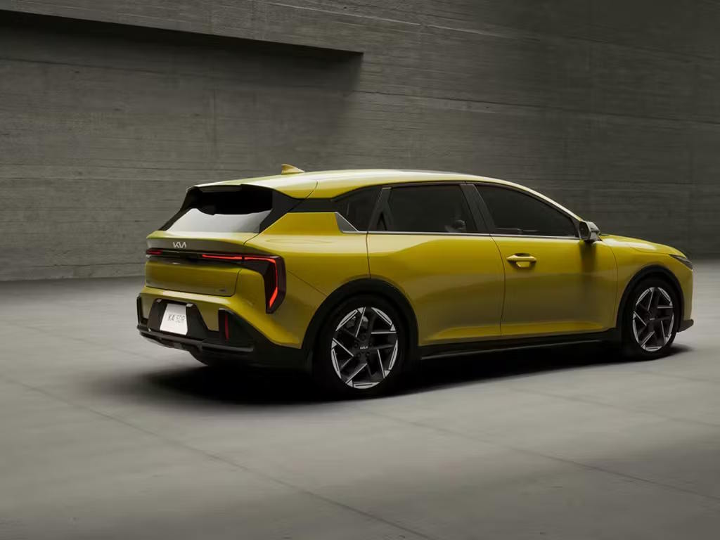 Kia K4