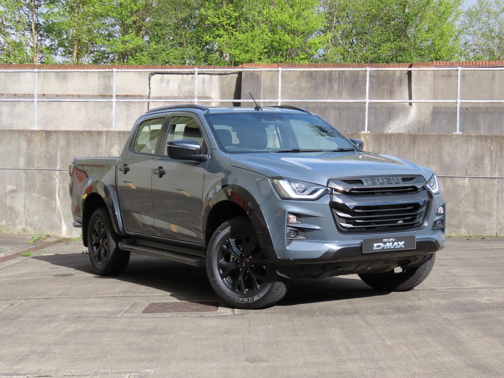 Meet the Limited Edition V-CROSS Steel Edition 