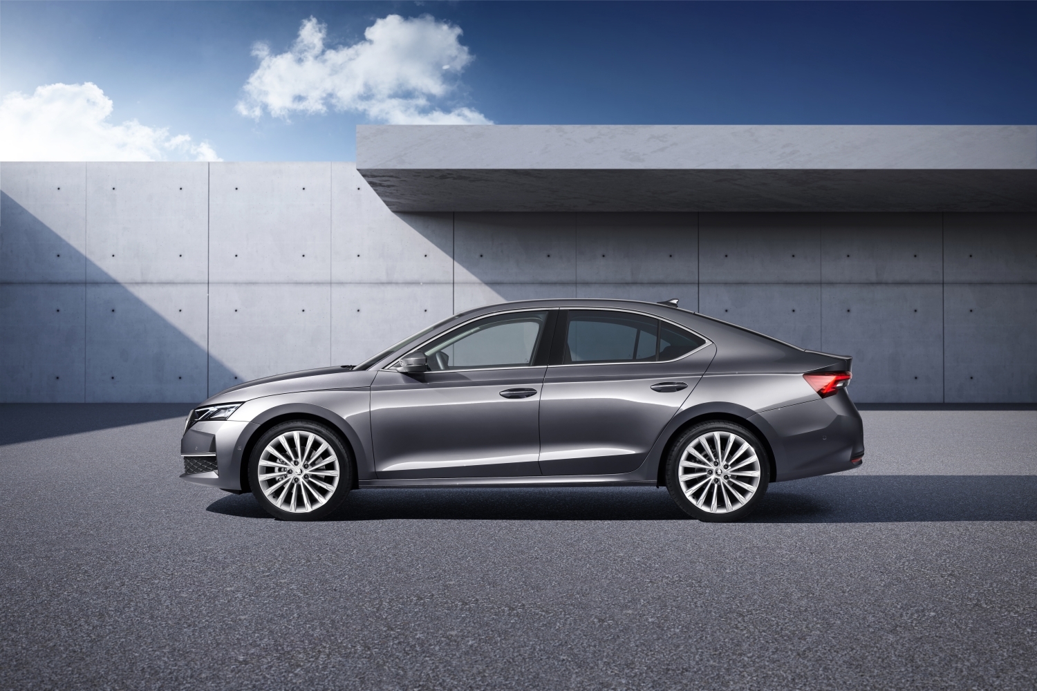 SKODA Octavia Side View