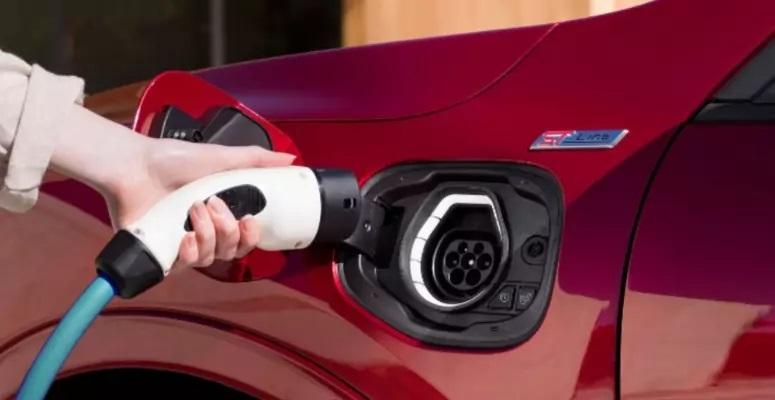 How to look after your EV in cold weather