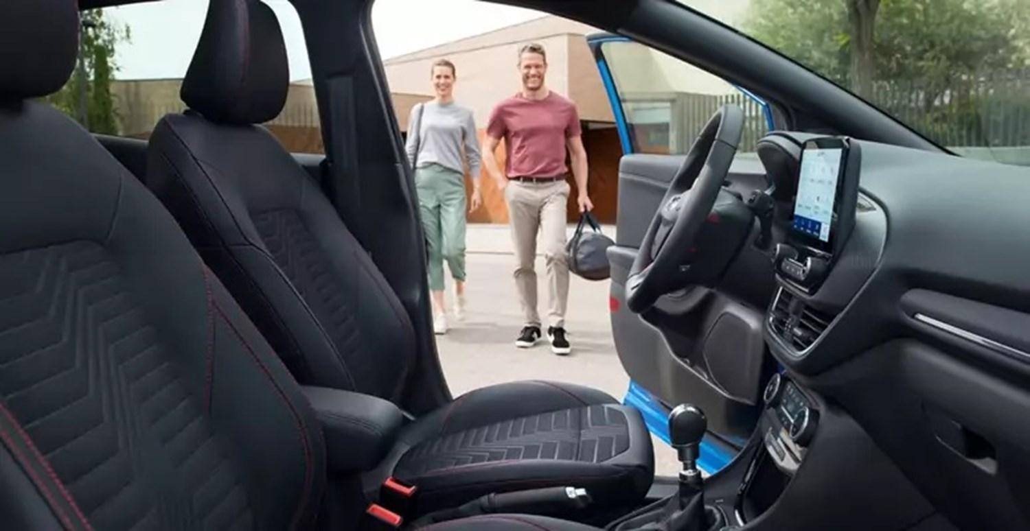 Ford Puma Crossover - front seats and upholstery 