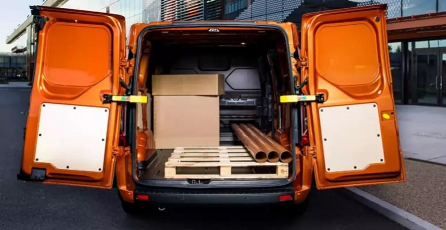 Ford Transit Custom Rear doors and space 