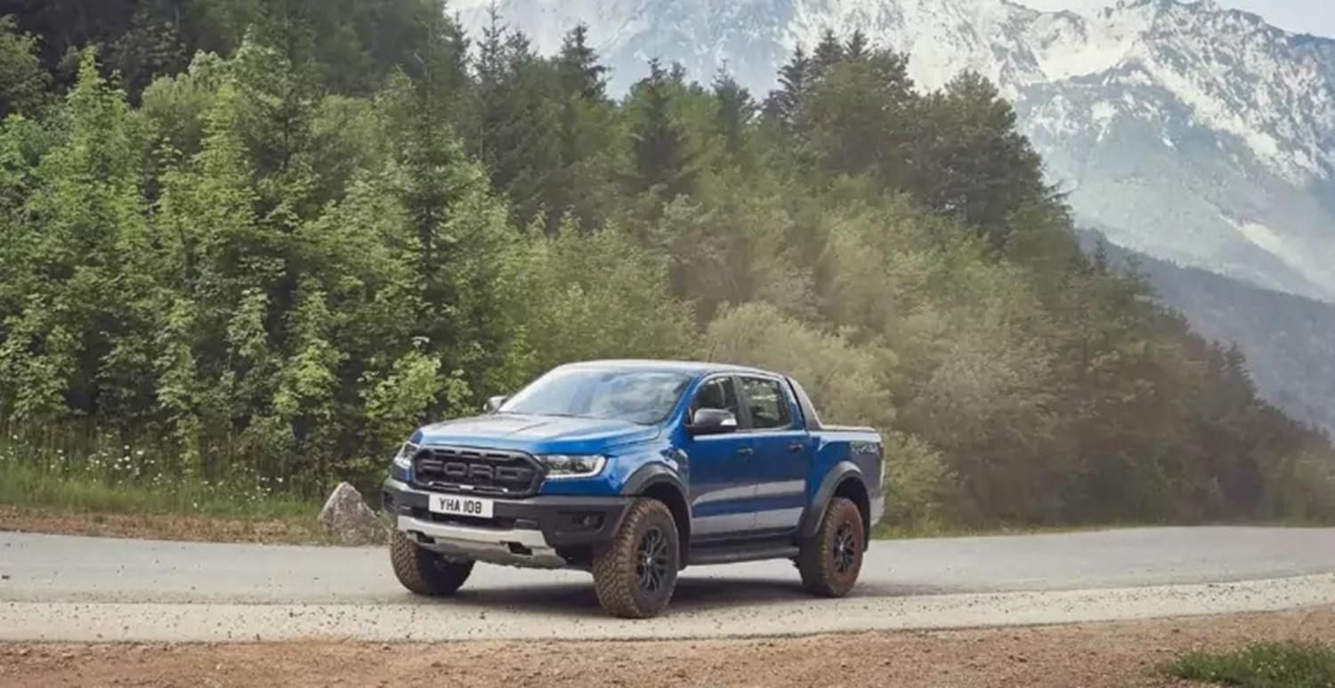 Ford Ranger Raptor in Blue