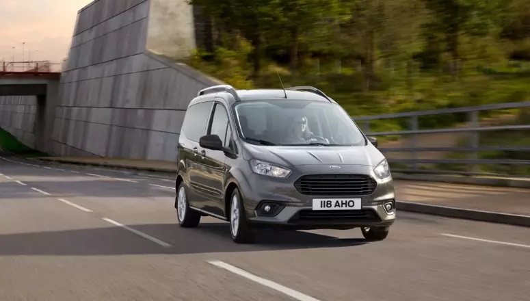New Ford Tourneo Courier - The Compact 5 Seater MPV