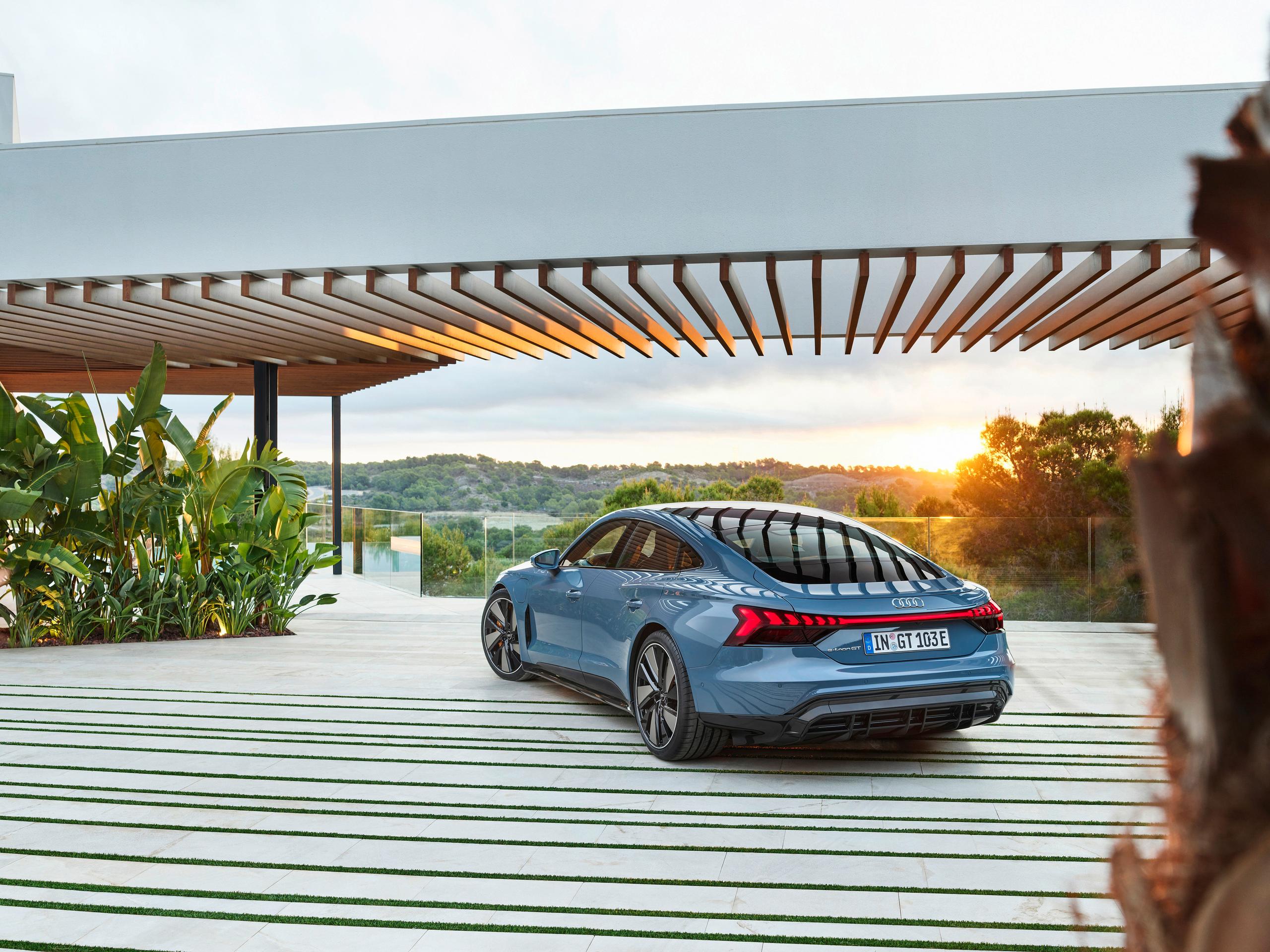 Audi e-tron GT rear