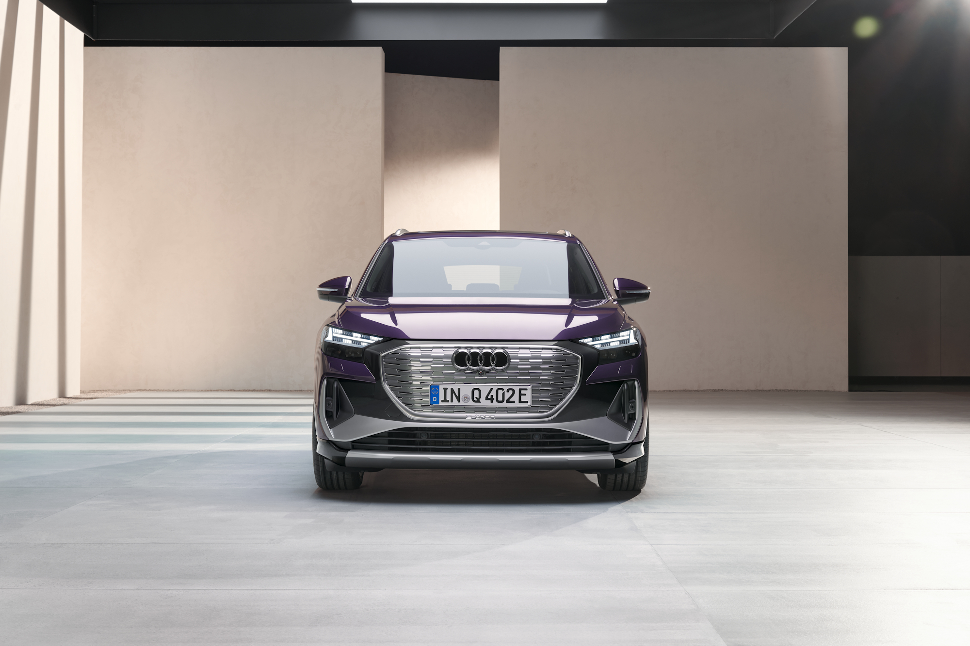 Audi Q4 e-tron purple front