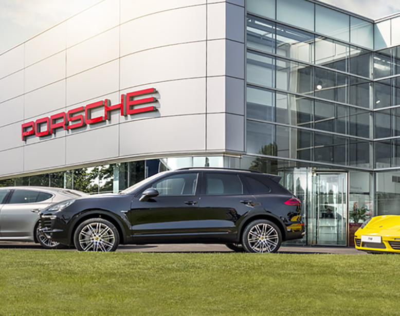 Porsche delearship