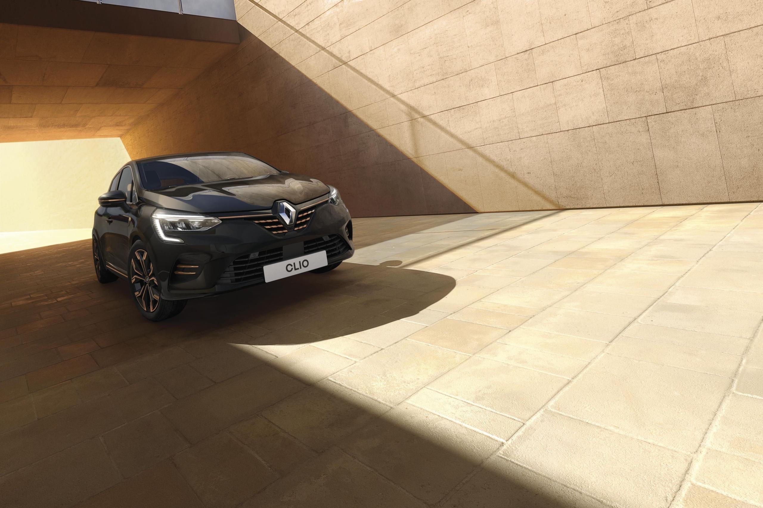 Renault Clio Lutecia Limited Edition Adds Even More Flair to Iconic Supermini Range
