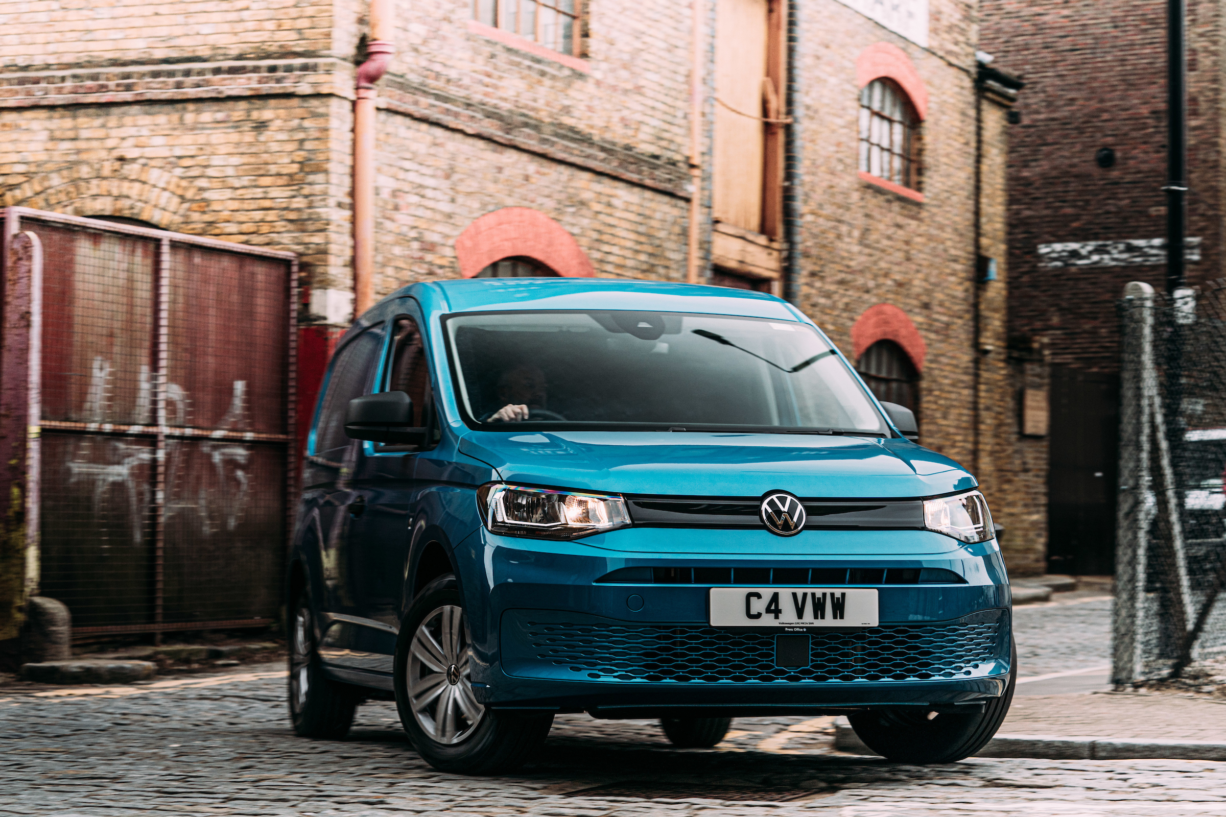 Best VW Van for Your Trade, The Ultimate 2026 Guide for Electricians & Plumbers