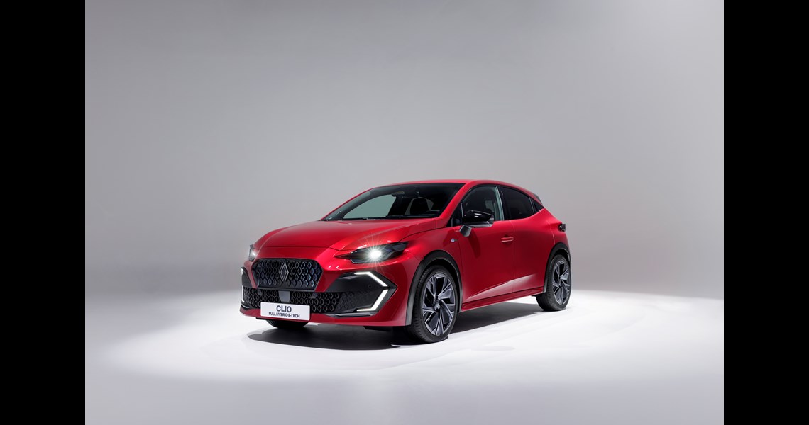 NEW RENAULT CLIO REVEALED