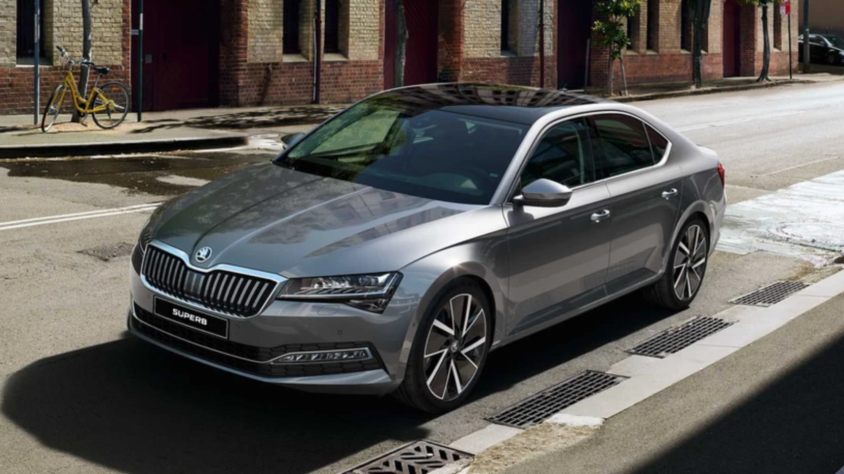 Škoda Superb Hatch | Newport | Mon Motors