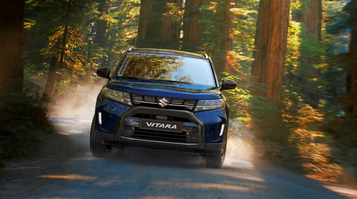 Suzuki Vitara Driving in a forest