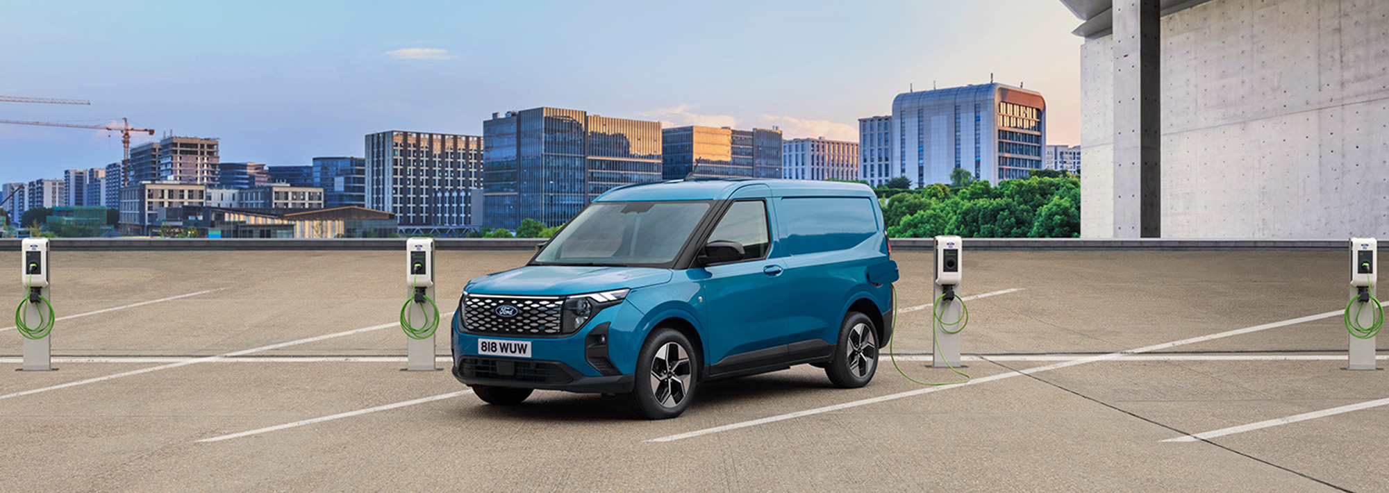 Ford E-Transit Courier