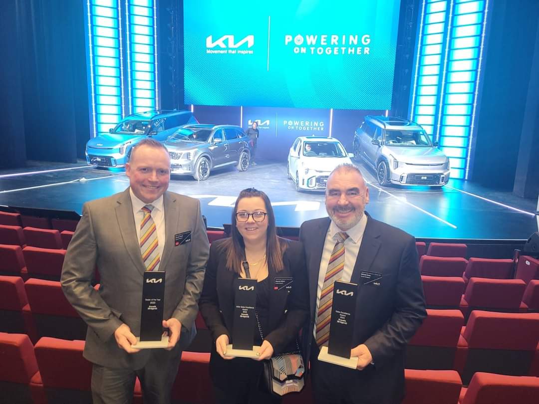 GRAVELLS KIA BRIDGEND IS NAMED KIA DEALER OF THE YEAR FOR THE THIRD YEAR RUNNING!