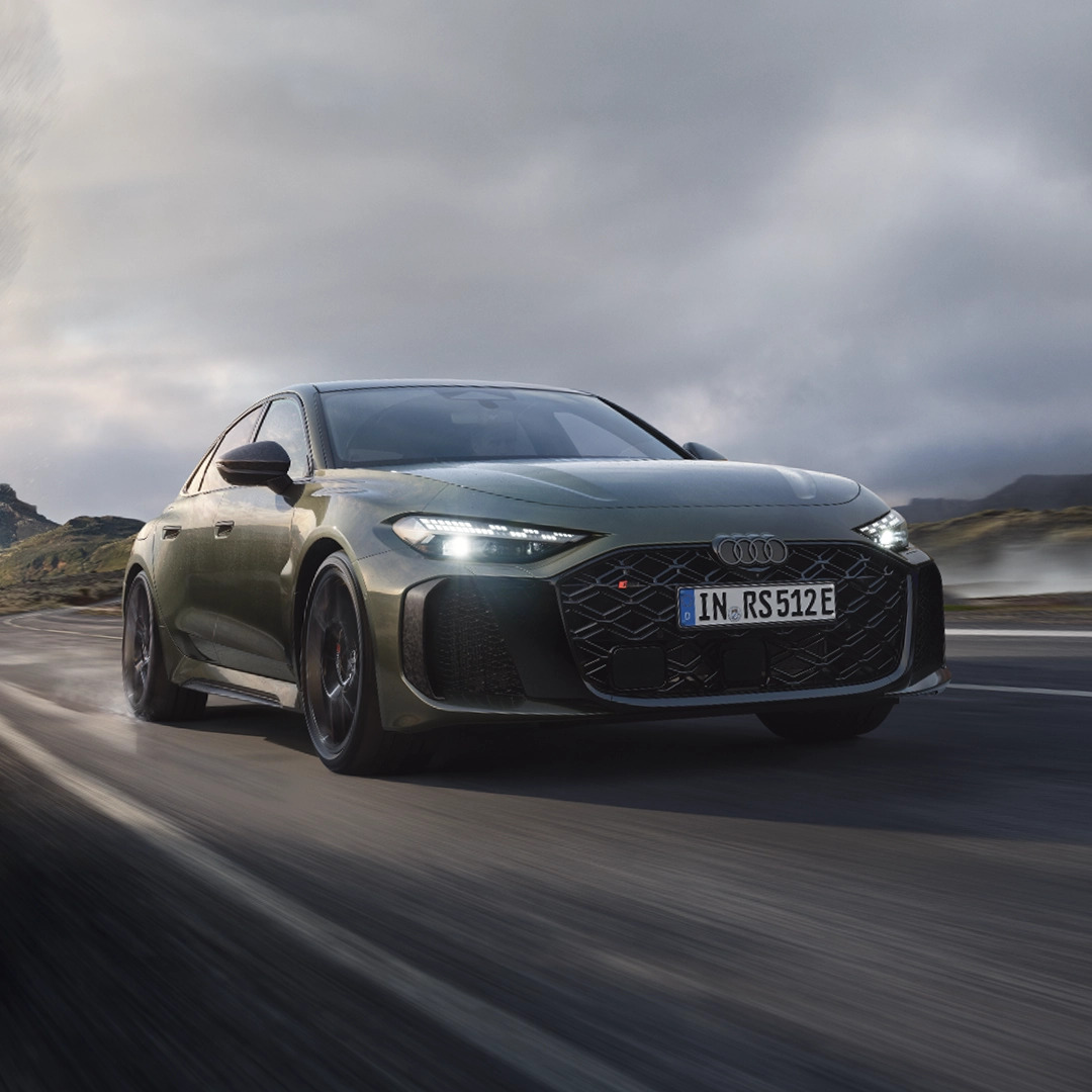 Audi RS5 Saloon