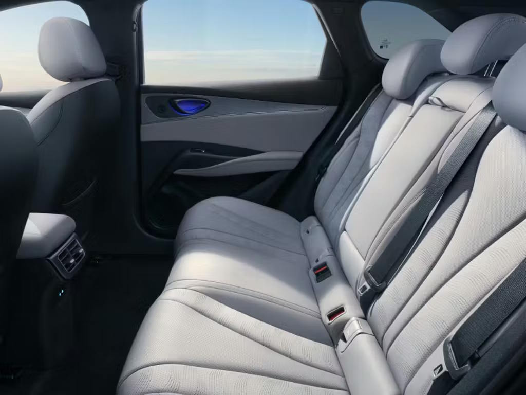 BYD Seal 6 DM-I Touring