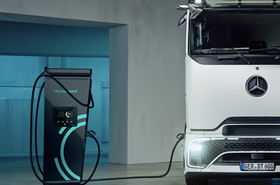 Mercedes-Benz Trucks – now the eHGV market-leader - adds VEV as TruckCharge service provider