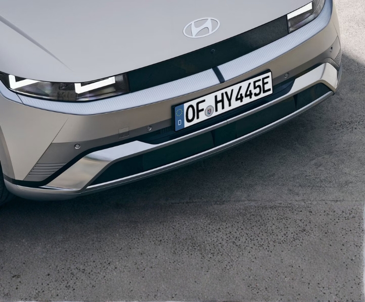 The Hyundai IONIQ 5 gallery image 3