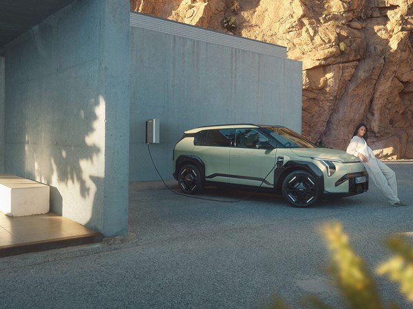 3.9% APR Personal Contract Purchase over 37 months with no minimum customer deposit & £3,000 deposit contribution