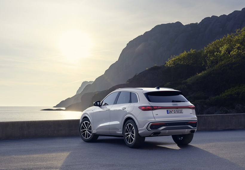 New Audi Q5 SUV e-hybrid