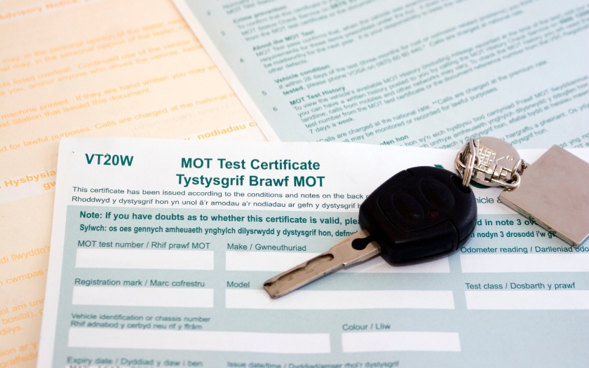 BOOK YOUR MOT WITH GRAVELLS | SOUTH WALES MOT TEST