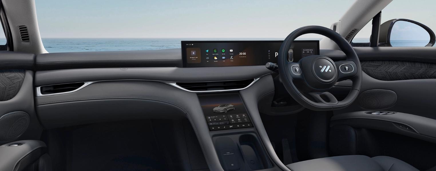 MG IM6 Steering Wheel And Dashboard Wide View