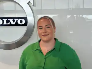 Sophie Cullum representing Donald’s dealership team.