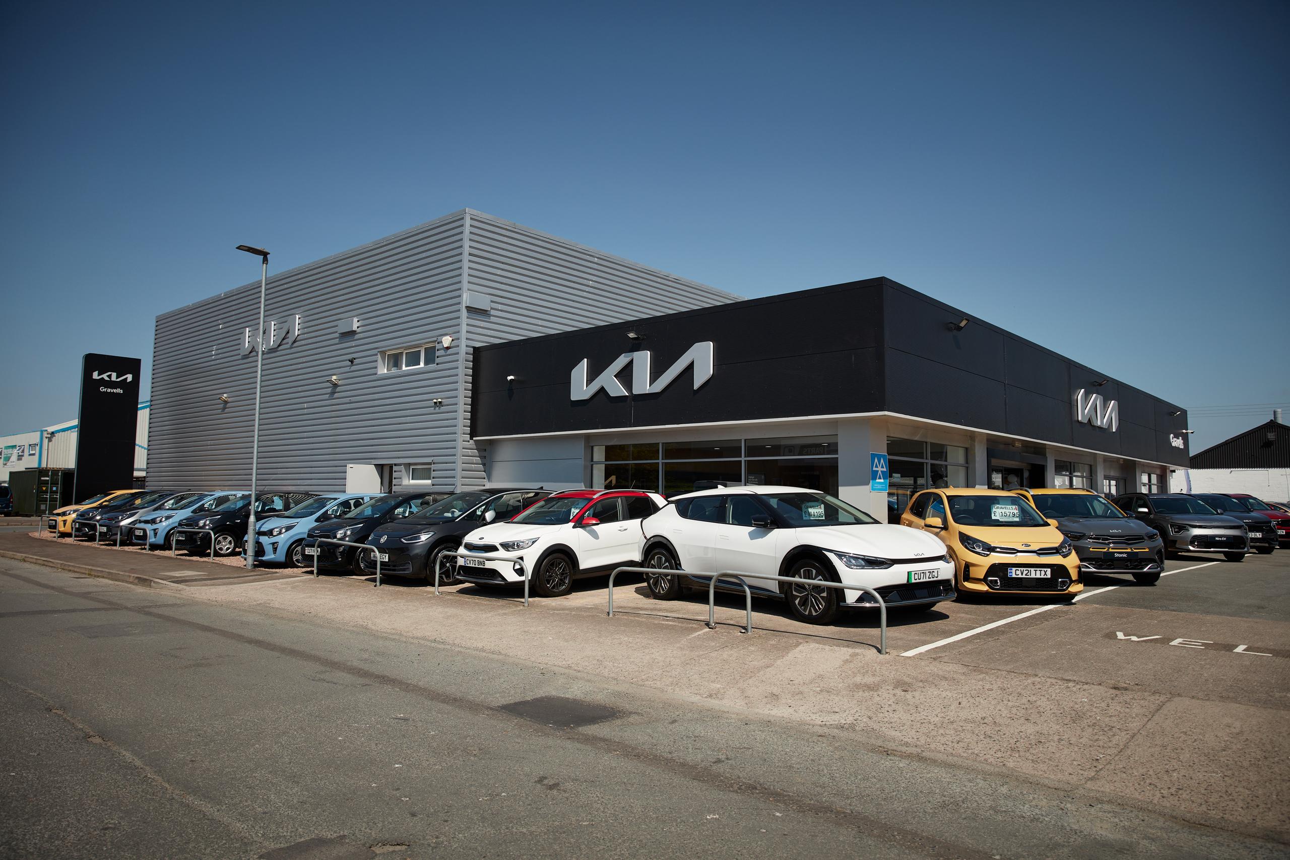 Gravells Kia Hereford exterior
