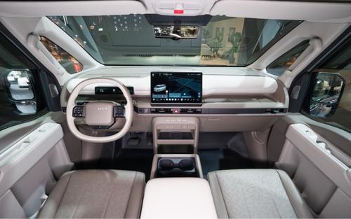 The Kia PV7 Passenger