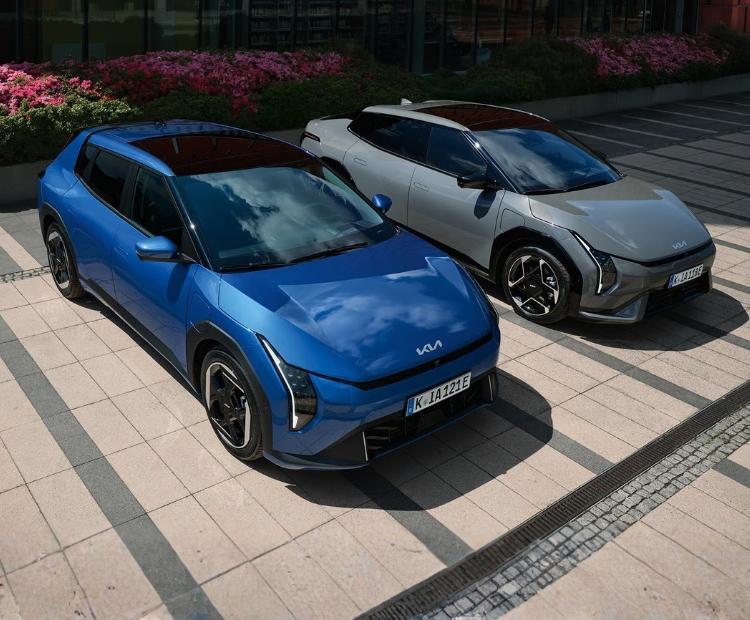 The Kia EV4 gallery image 1