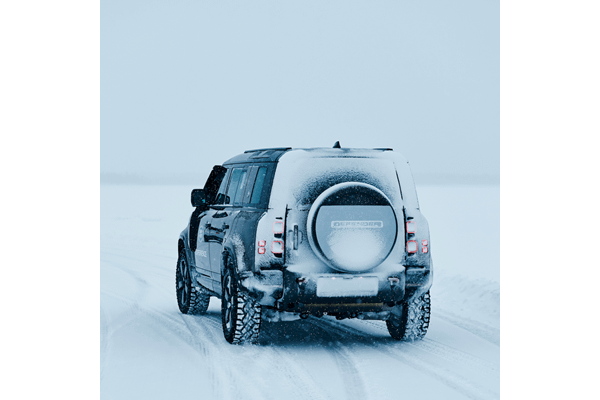 Land Rover - Winter Safety Guide