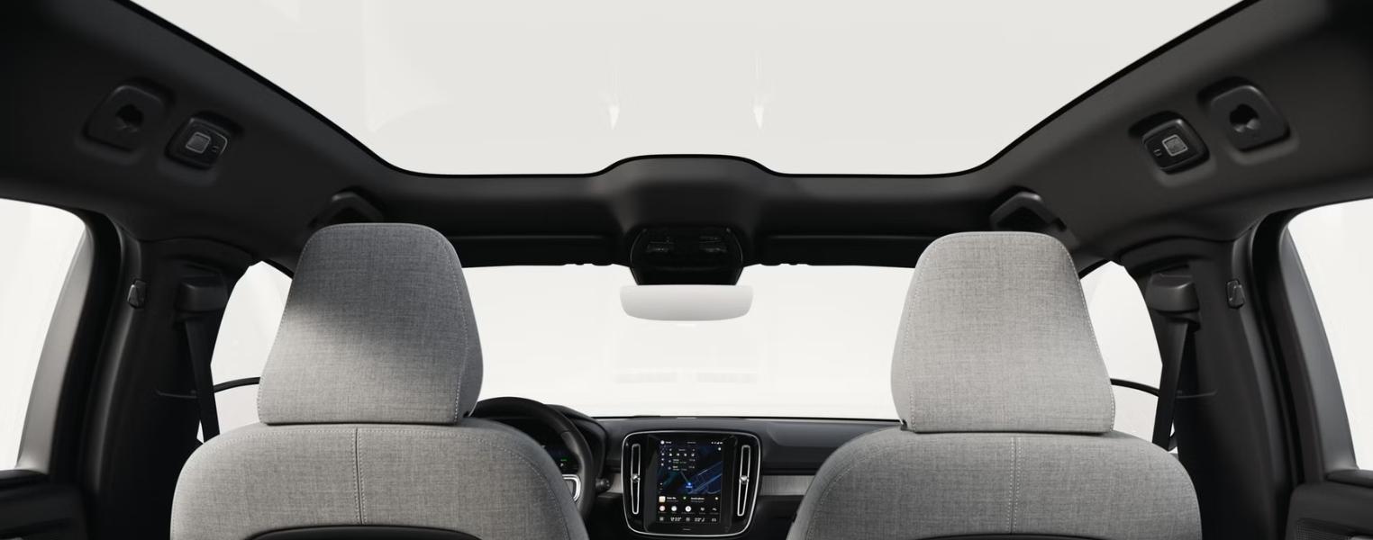 Volvo EC40 Seats And Sunroof