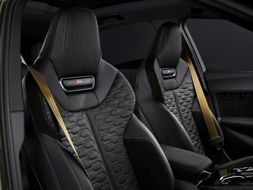 RS 5 Saloon
