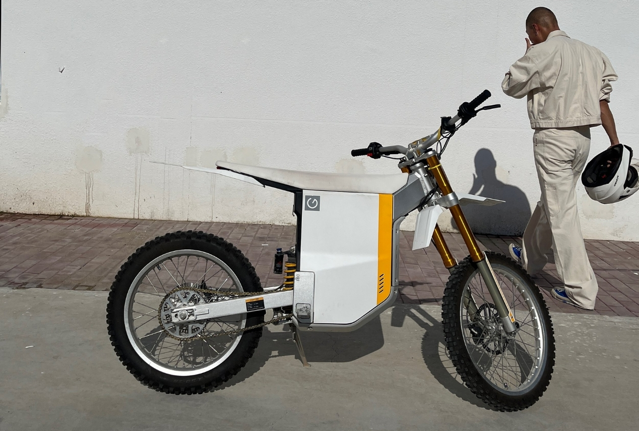 Gowow Ori eBike parked outdoors