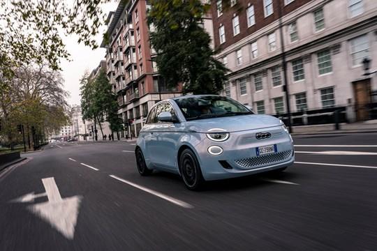 New Wireless Road Charging Tested by the Fiat 500 Electric