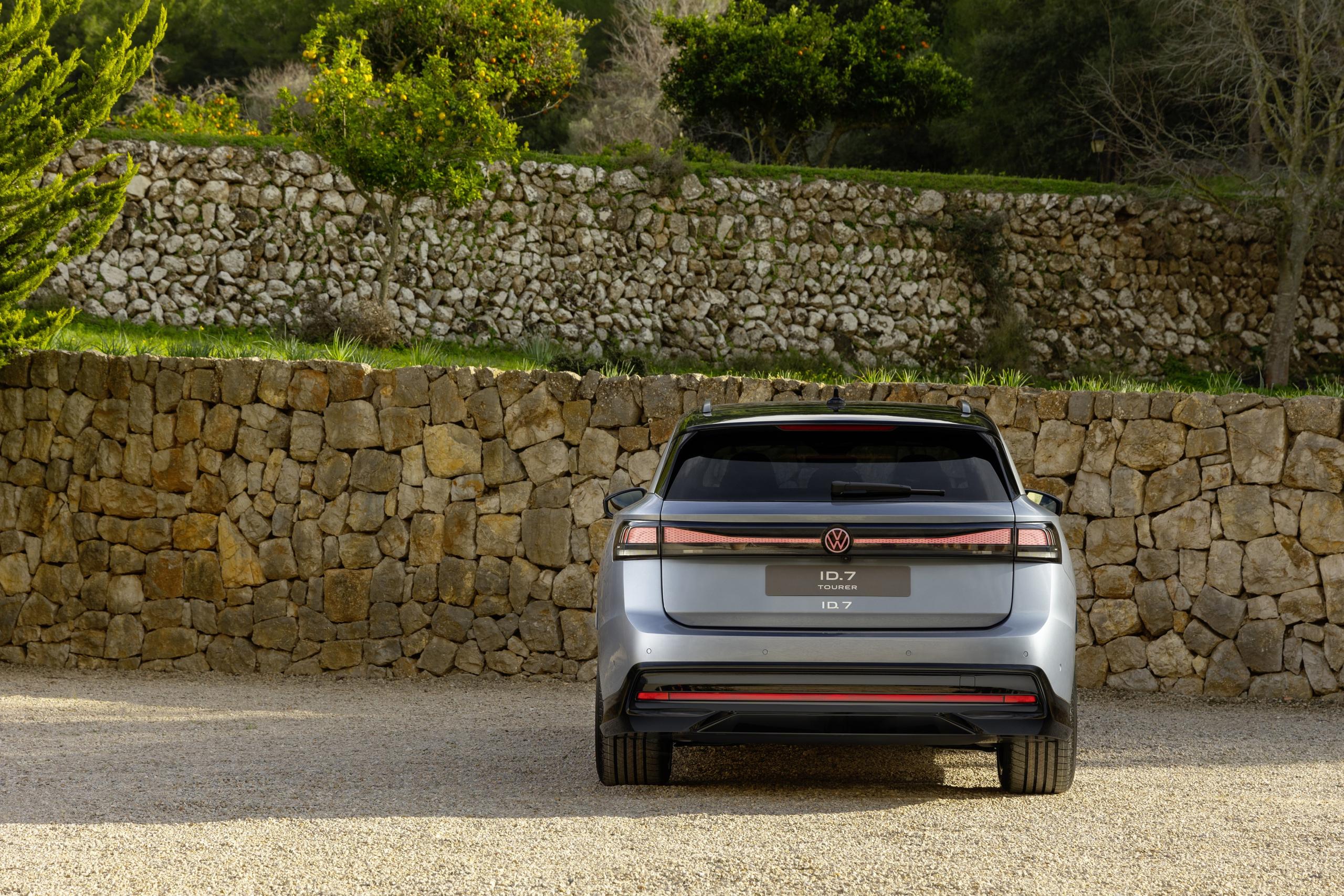 Volkswagen ID.7 Tourer Rear View