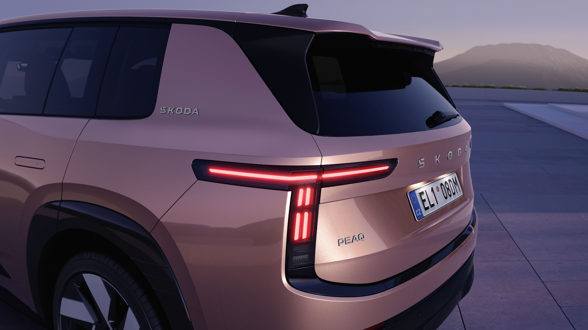 The all-new, all-electric Škoda Peaq