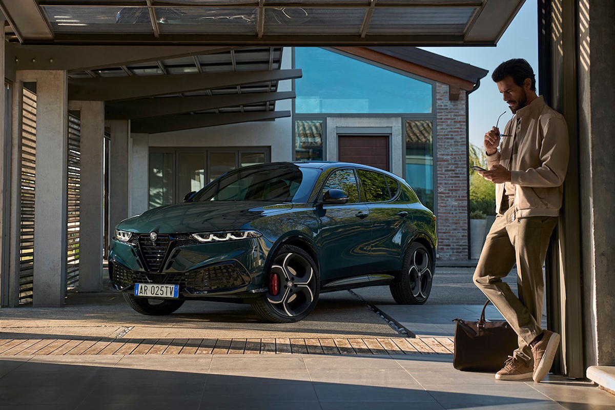 New Alfa Romeo Tonale Hybrid