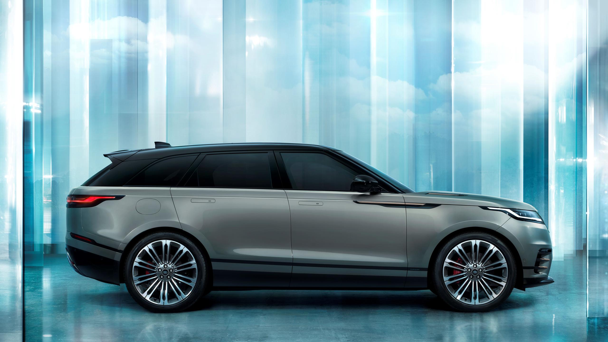 Range Rover Velar Side View